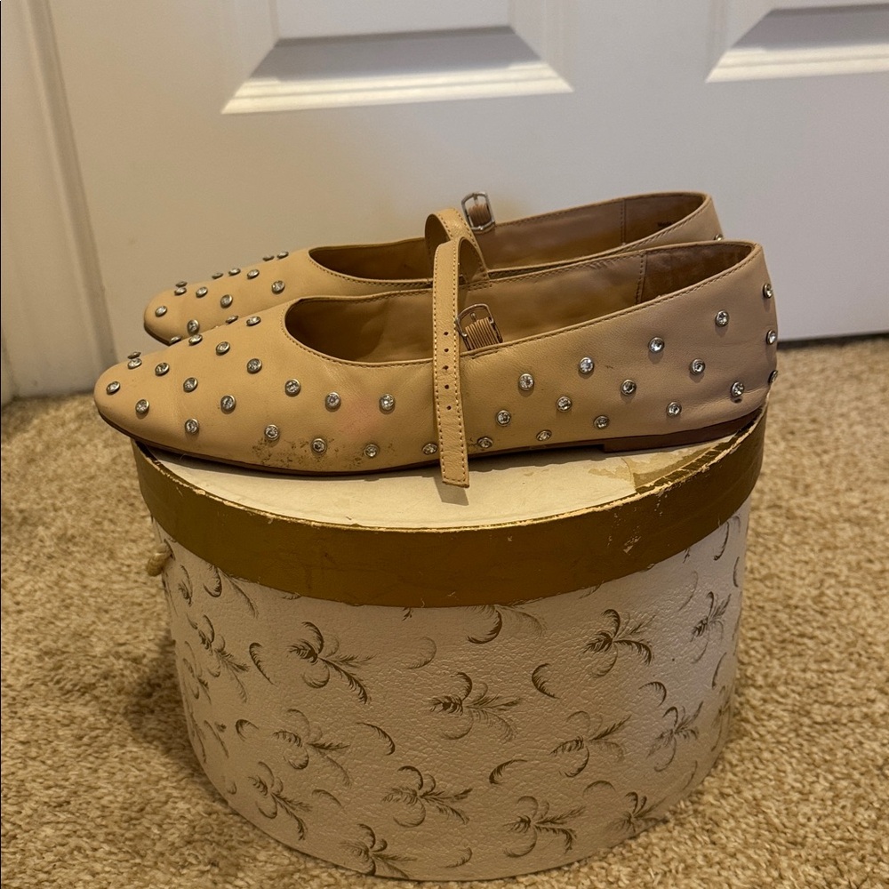 Aldo beige and sparkly stud ballet flat - Picture 2 of 6